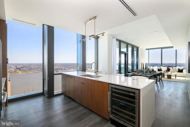 15 Dock St Ph 2701, Philadelphia, PA 19106