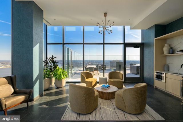 15 Dock St Ph 2701, Philadelphia, PA 19106