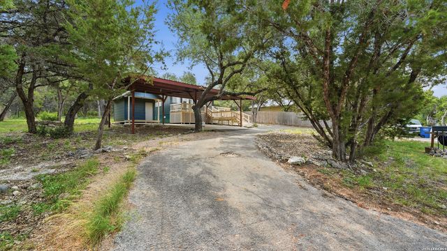 326 CEDAR DR, Canyon Lake, TX 78133