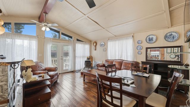 326 CEDAR DR, Canyon Lake, TX 78133
