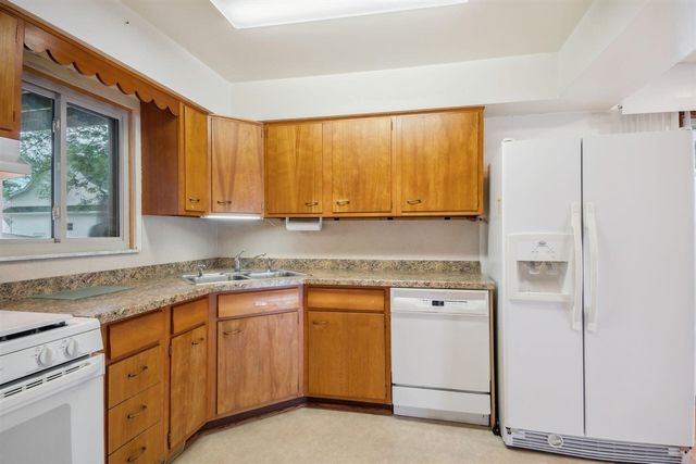 2973 Round Lake Highway, Manitou Beach, MI 49253