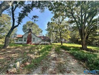 28986 Leggtown Road, Elkmont, AL 35620