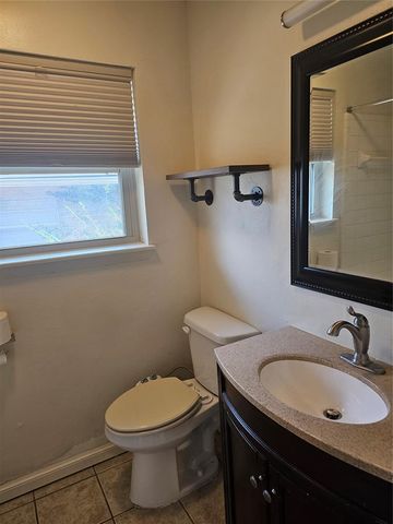 1337 E Brooks Street, Norman, OK 73071