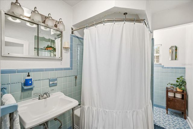 14251 13TH STREET, Dade City, FL 33523