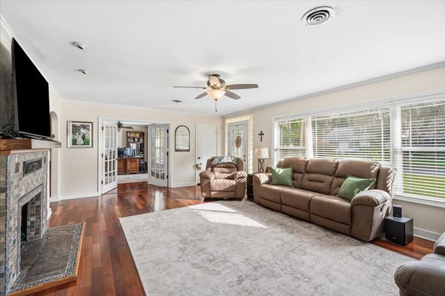 14251 13TH STREET, Dade City, FL 33523