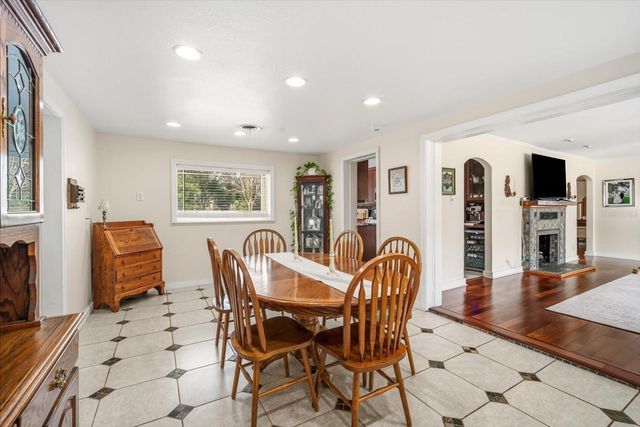 14251 13TH STREET, Dade City, FL 33523