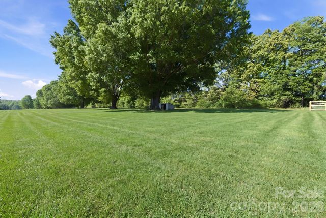 1357 Norman Shoaf Road, Winston Salem, NC 27107