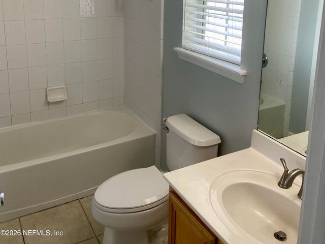 561 UPPER 8TH Avenue S, Jacksonville Beach, FL 32250