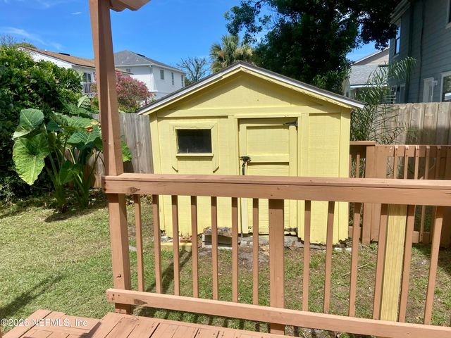 561 UPPER 8TH Avenue S, Jacksonville Beach, FL 32250