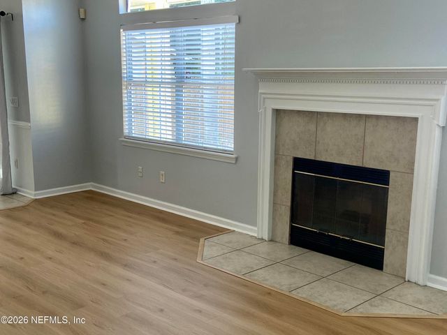 561 UPPER 8TH Avenue S, Jacksonville Beach, FL 32250