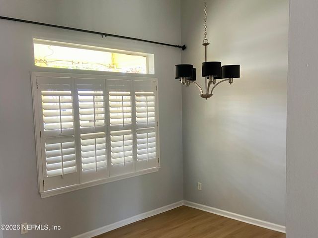 561 UPPER 8TH Avenue S, Jacksonville Beach, FL 32250