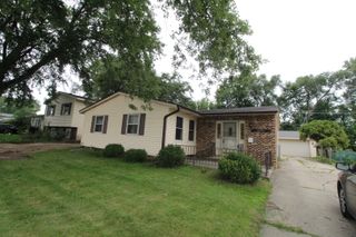 37294 N Grandwood Drive, Gurnee, IL 60031