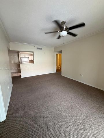 200 SW 117th Ter 10208, Pembroke Pines, FL 33025