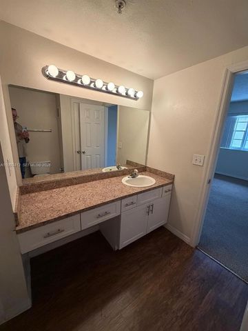 200 SW 117th Ter 10208, Pembroke Pines, FL 33025