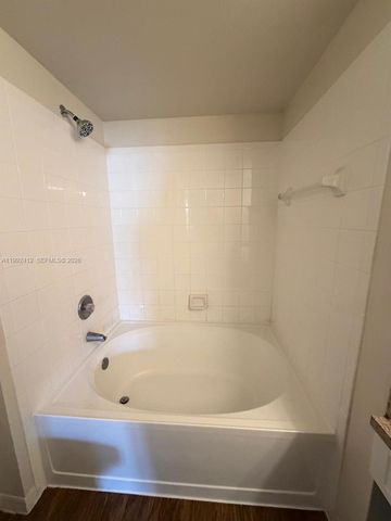 200 SW 117th Ter 10208, Pembroke Pines, FL 33025