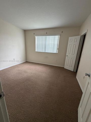 200 SW 117th Ter 10208, Pembroke Pines, FL 33025