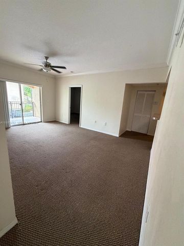 200 SW 117th Ter 10208, Pembroke Pines, FL 33025