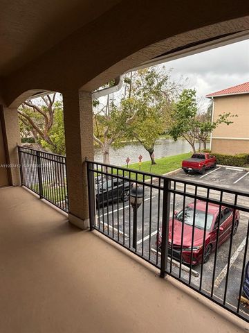 200 SW 117th Ter 10208, Pembroke Pines, FL 33025