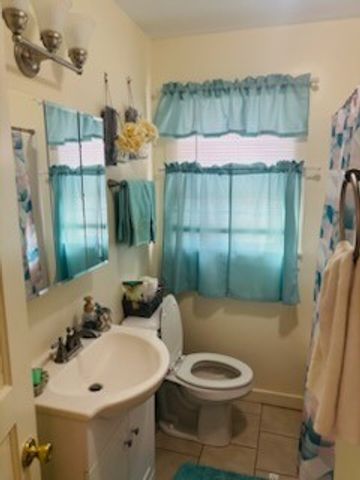 202 E Richland Ave, Waverly, TN 37185