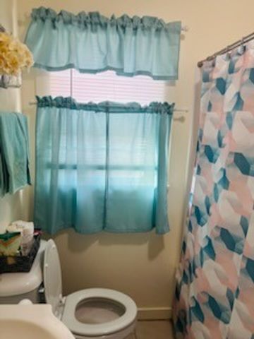 202 E Richland Ave, Waverly, TN 37185