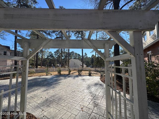 132 Tower Street, Southern Pines, NC 28387