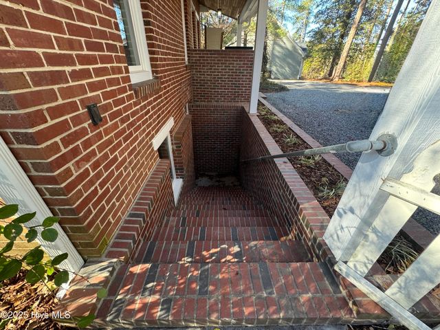 132 Tower Street, Southern Pines, NC 28387