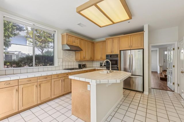 3421 El Camino Real 38C, Atherton, CA 94027