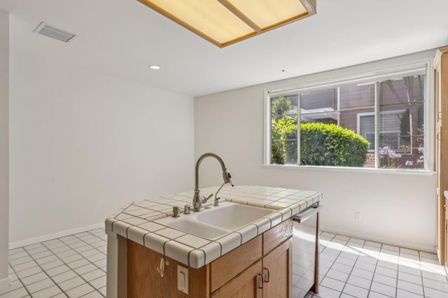 3421 El Camino Real 38C, Atherton, CA 94027