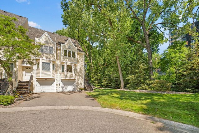 430 3rd Avenue NE, Minneapolis, MN 55413