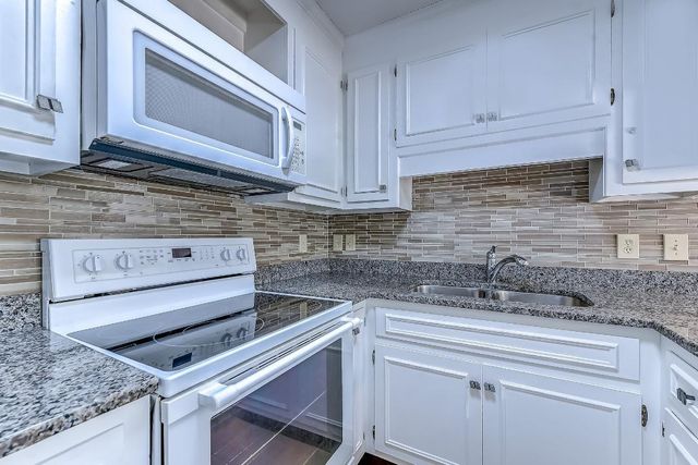 214 Maison Dr Apt P303, Myrtle Beach, SC 29572