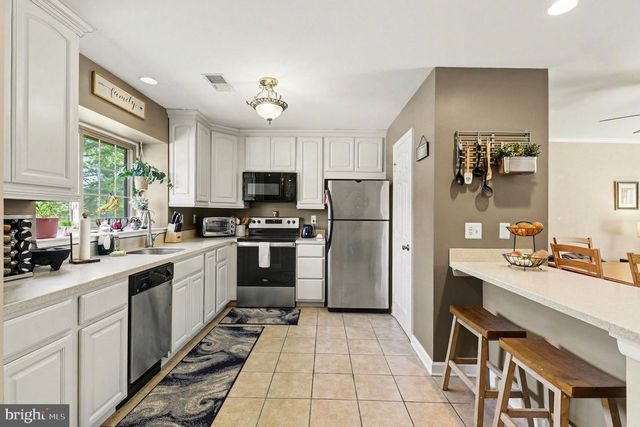 29 BARTLEY CT, Baltimore, MD 21236