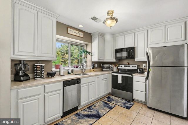 29 BARTLEY CT, Baltimore, MD 21236