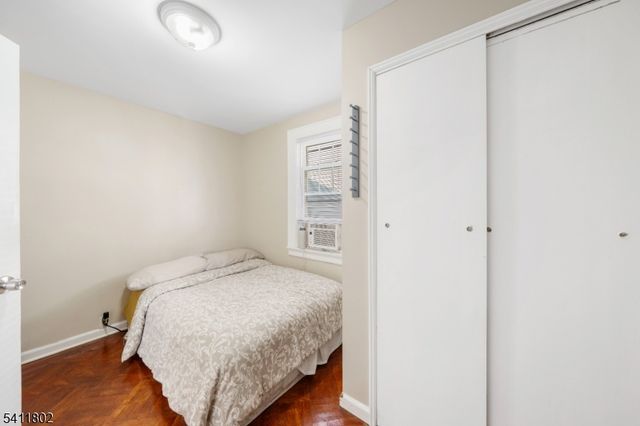 728 Devon St, Kearny Town, NJ 07032