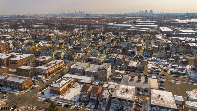 728 Devon St, Kearny Town, NJ 07032