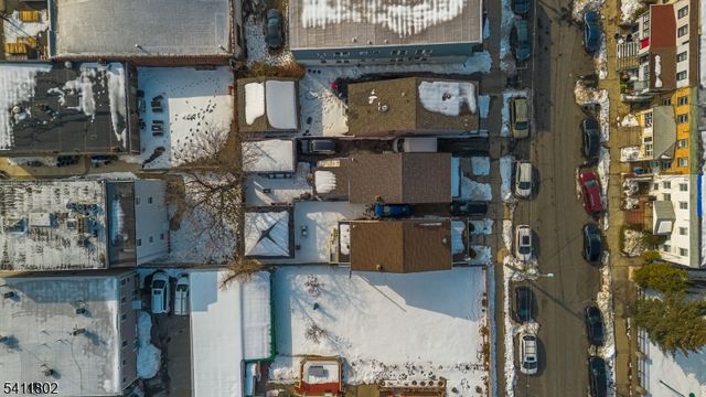 728 Devon St, Kearny Town, NJ 07032