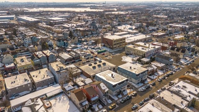 728 Devon St, Kearny Town, NJ 07032