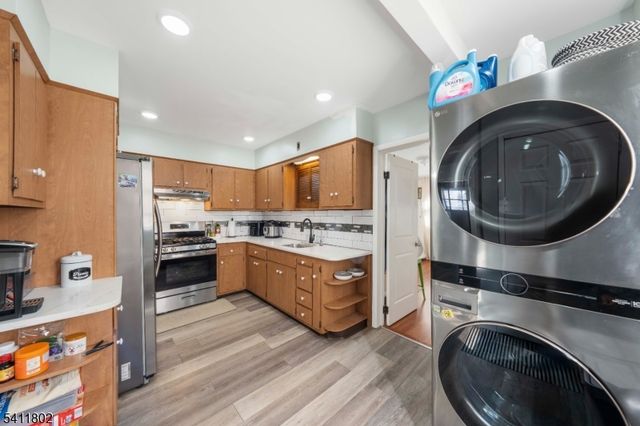 728 Devon St, Kearny Town, NJ 07032