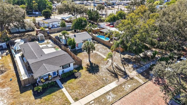 6372 4TH AVENUE S, St Petersburg, FL 33707