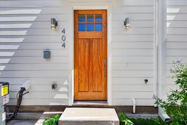 2925 Spruce Valley Lane 404, Dallas, TX 75233
