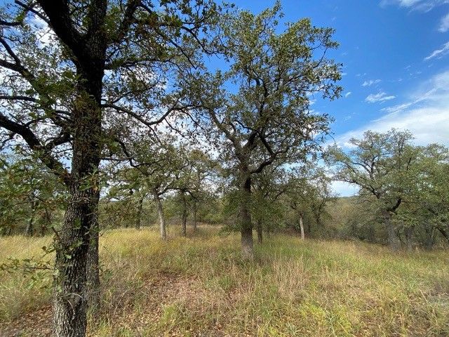 155 Phillips, Runaway Bay, TX 76426