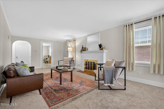 36 Pointview Drive, Troy, NY 12180