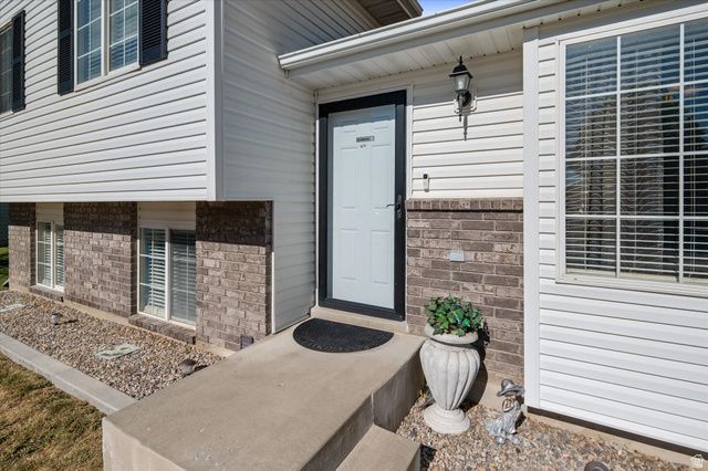 4722 S 4000 W, Roy, UT 84067