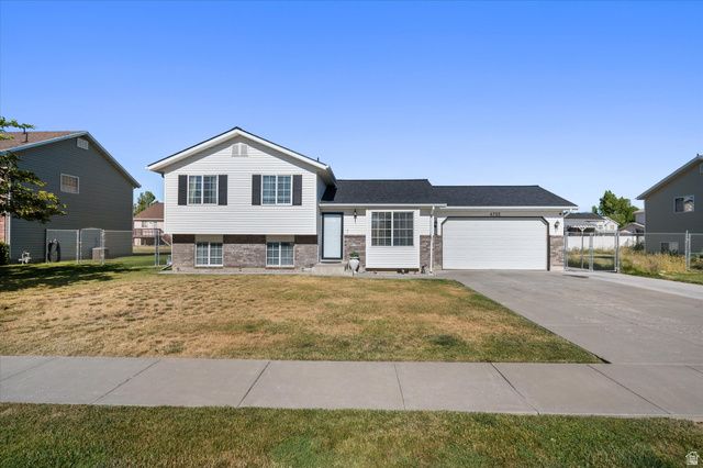 4722 S 4000 W, Roy, UT 84067