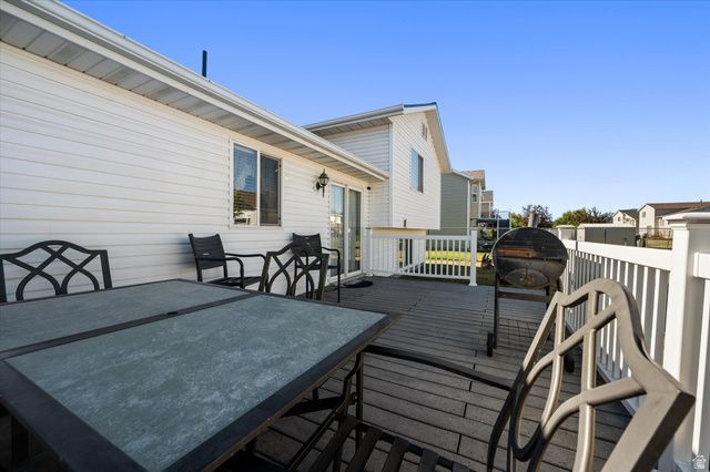 4722 S 4000 W, Roy, UT 84067