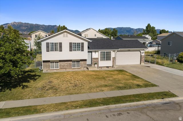 4722 S 4000 W, Roy, UT 84067