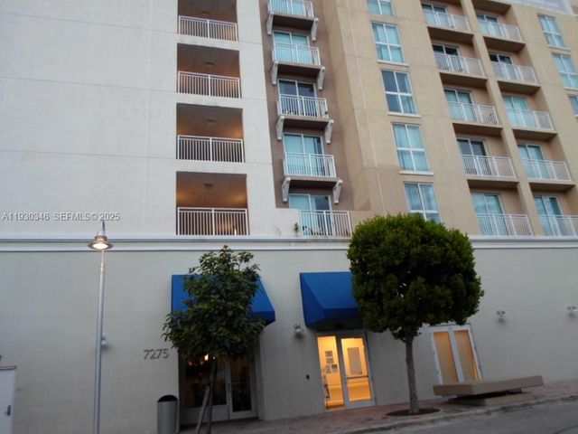 7275 SW 90th Way G 611, Miami, FL 33156