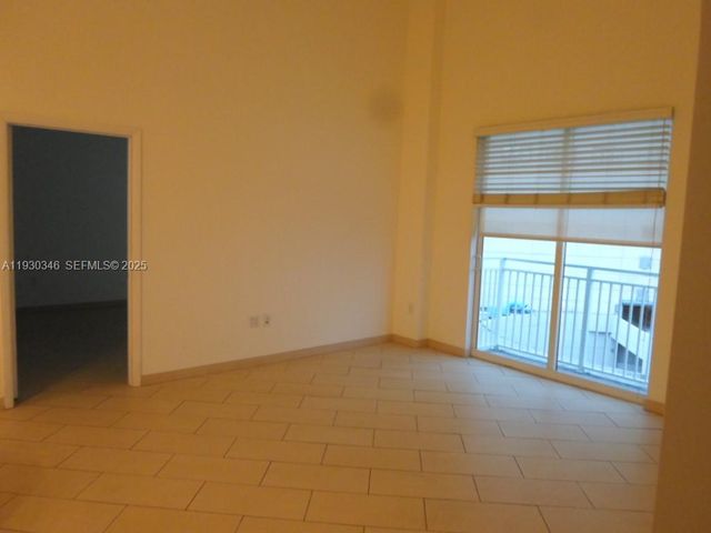 7275 SW 90th Way G 611, Miami, FL 33156