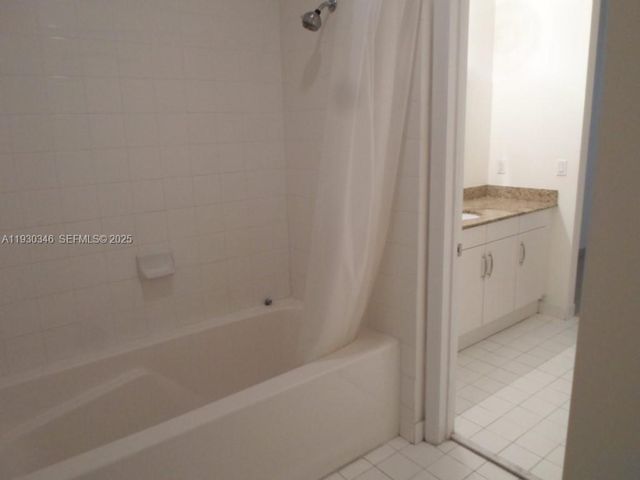 7275 SW 90th Way G 611, Miami, FL 33156