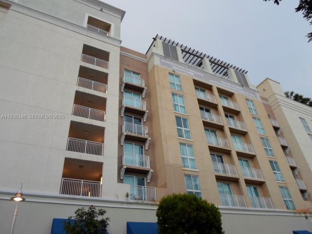 7275 SW 90th Way G 611, Miami, FL 33156