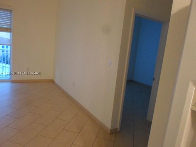 7275 SW 90th Way G 611, Miami, FL 33156